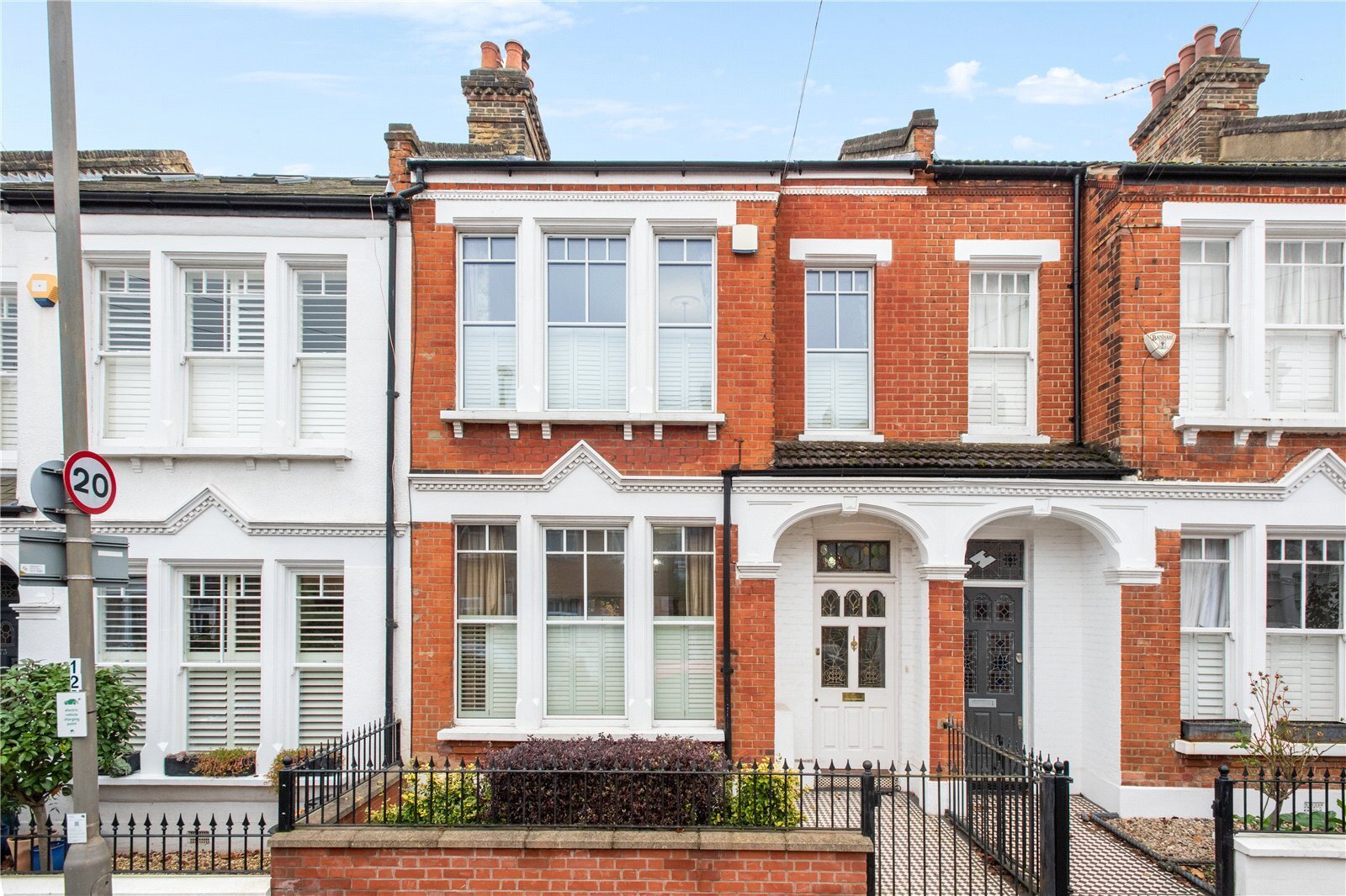 Sw12 Area 4 bedroom property in Gosberton Road, London, SW12 - £1,550,000 ...
