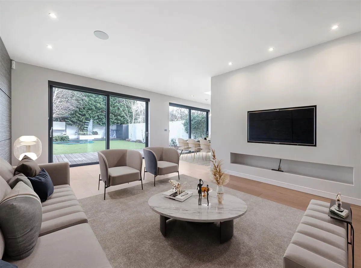 Wren Avenue, London, NW2