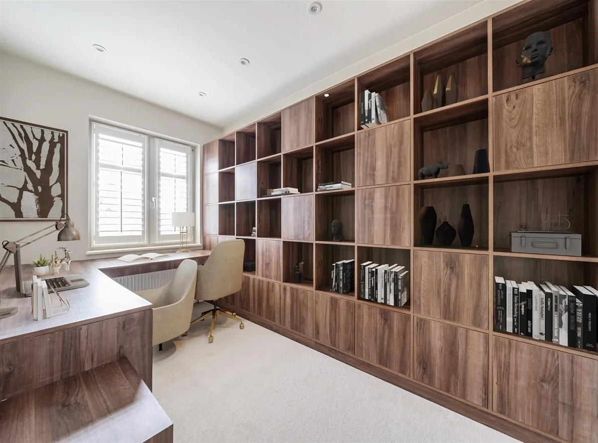Wren Avenue, London, NW2
