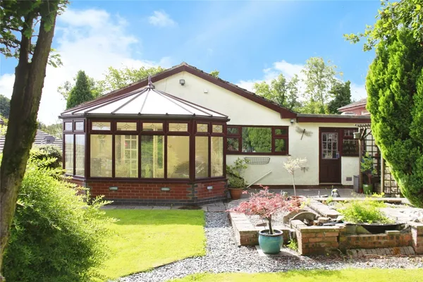 Halkyn Hall Estate, Pentre Halkyn, Ho...
