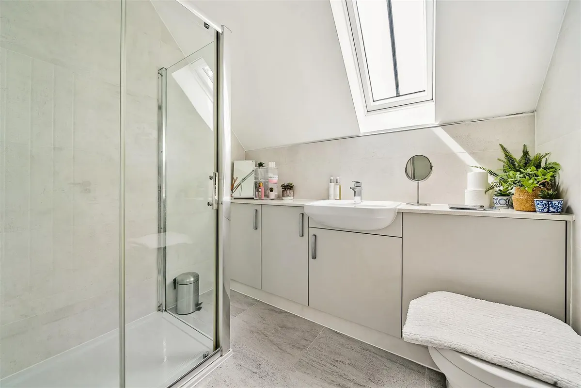 Ashlyns Grove, Berkhamsted