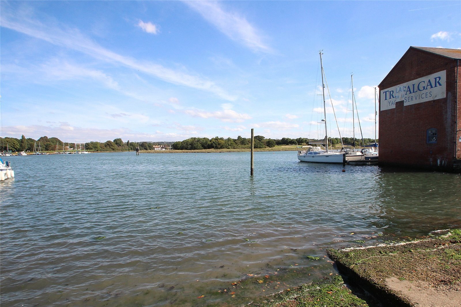 Lower Quay, Fareham, Hampshire, PO16 Image 16