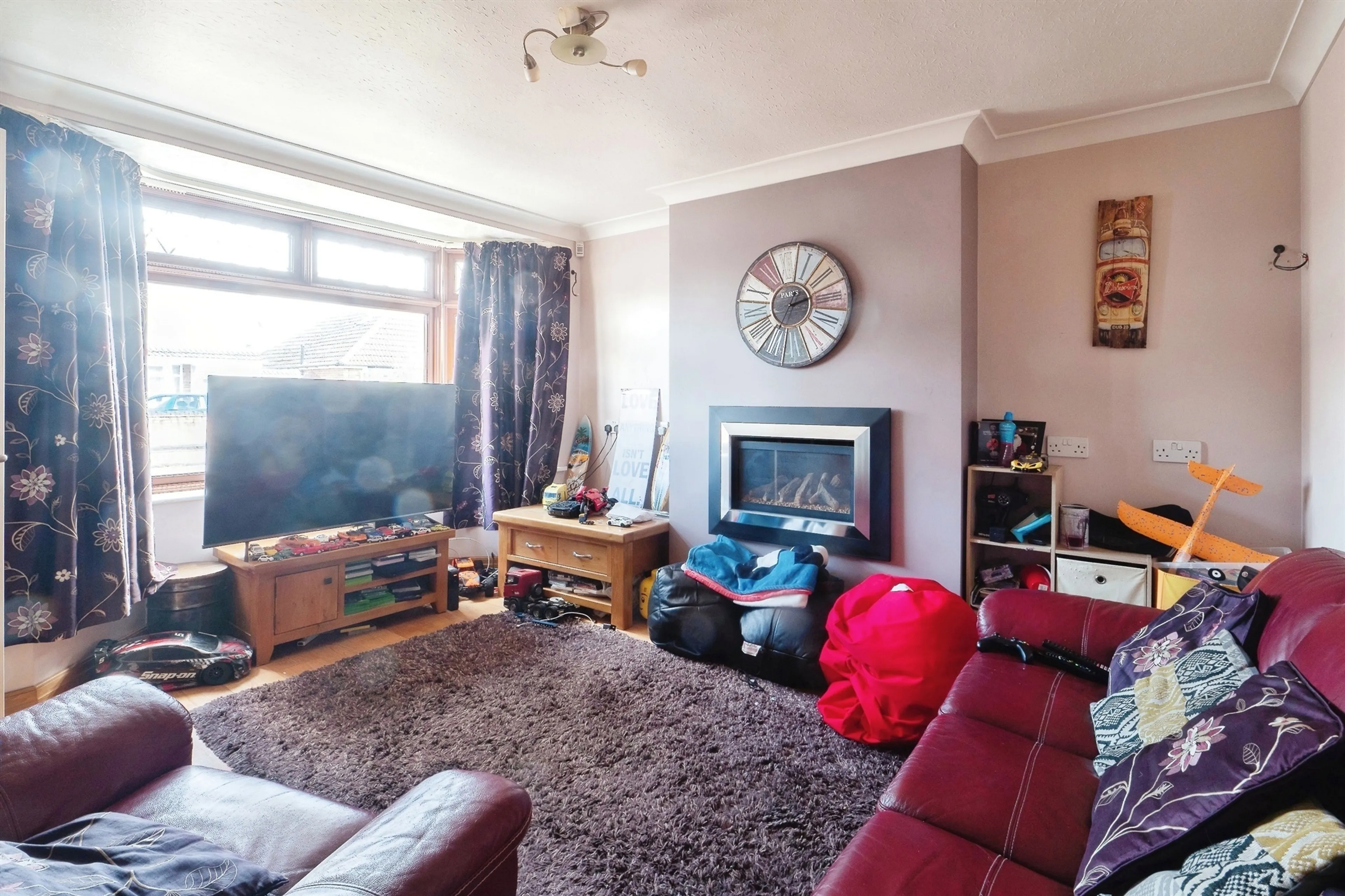 Property at Holmfield Avenue East, Leicester