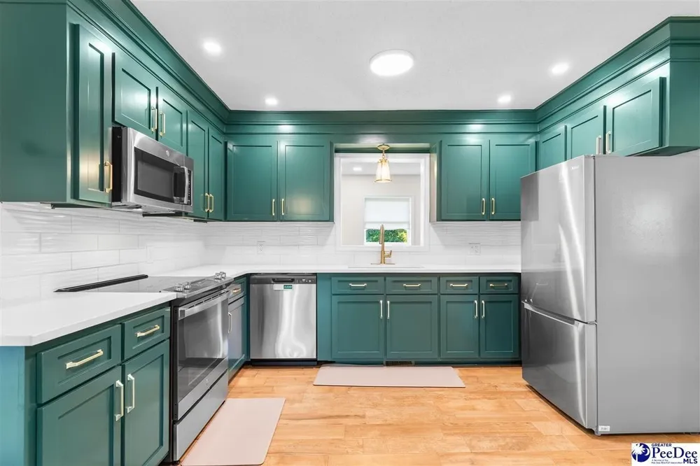 5505 Country Ln, Timmonsville, SC 29161