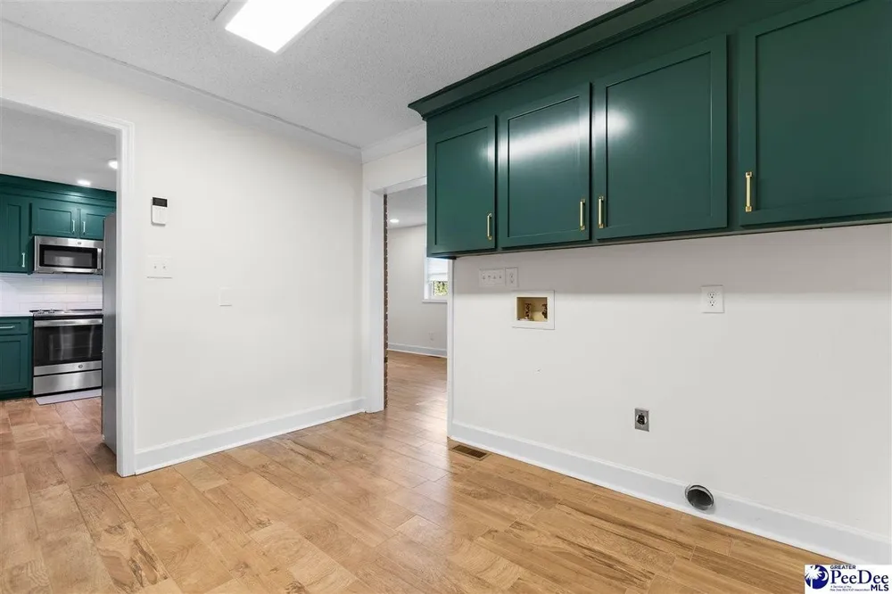 5505 Country Ln, Timmonsville, SC 29161