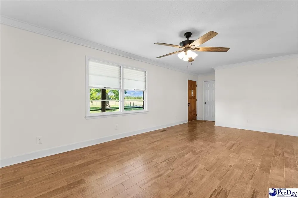 5505 Country Ln, Timmonsville, SC 29161