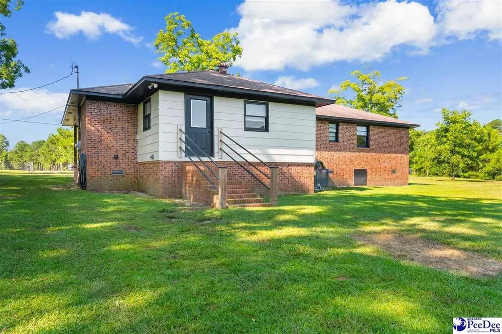 5505 Country Ln, Timmonsville, SC 29161