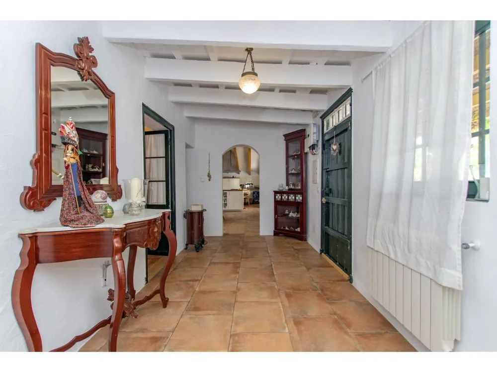 53, Sant Lluis