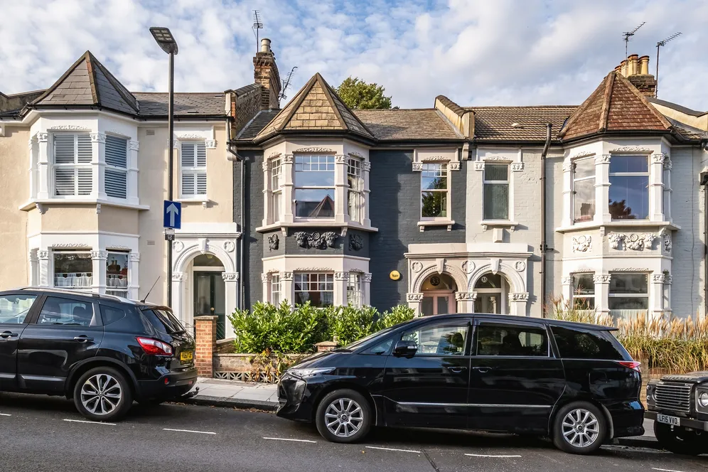 Cavendish Road, London, N4 photo 39
