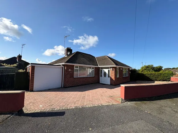 Dunraven Road, Little Neston, Neston,...