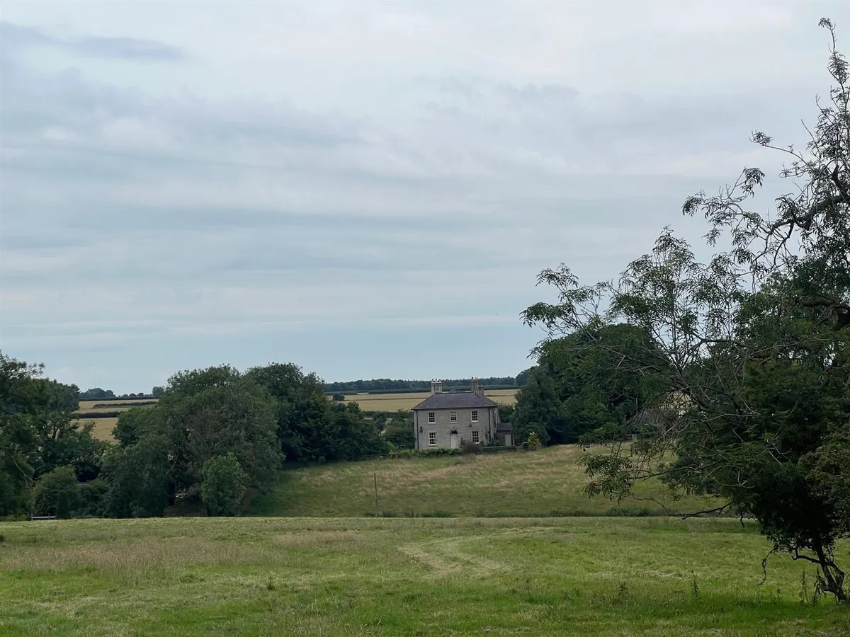 TOP COTTAGES, WOODNOOK