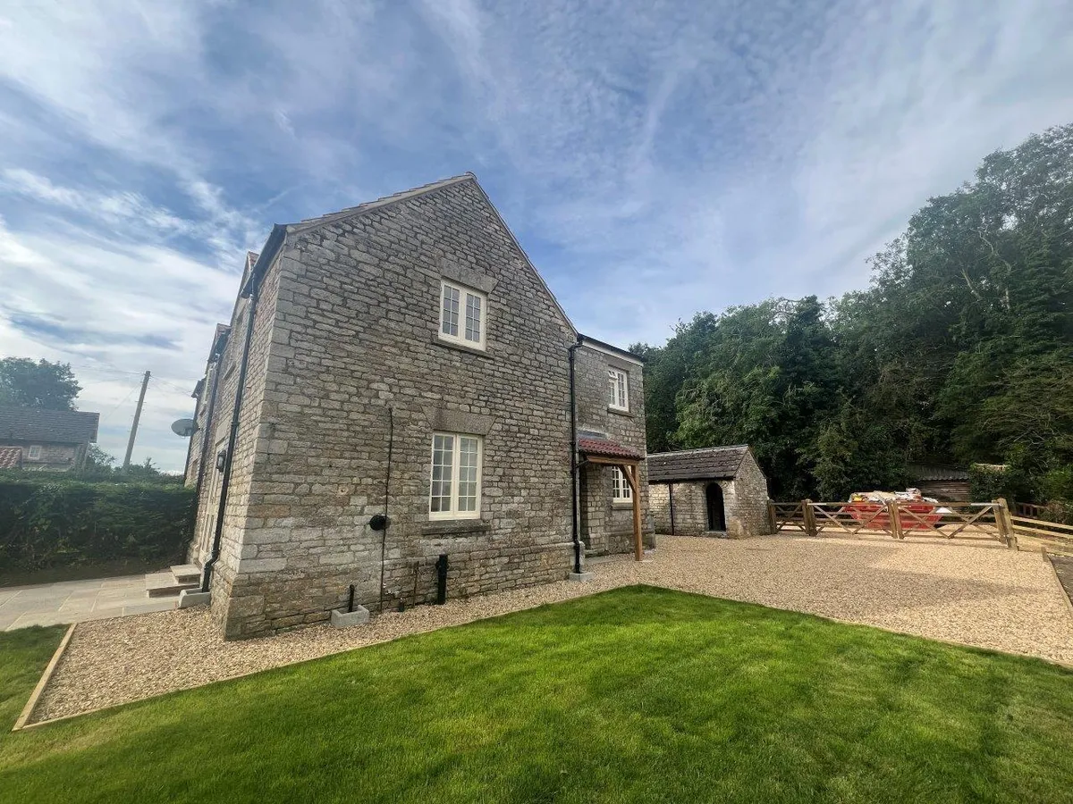 TOP COTTAGES, WOODNOOK