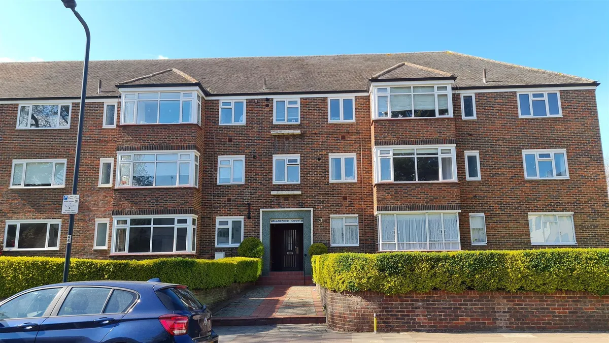 Brondesbury Park, London, NW6