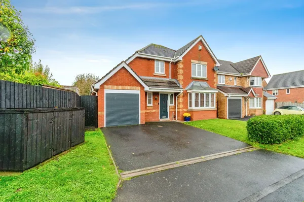 Lingfield Road, Norton Canes, Cannock...