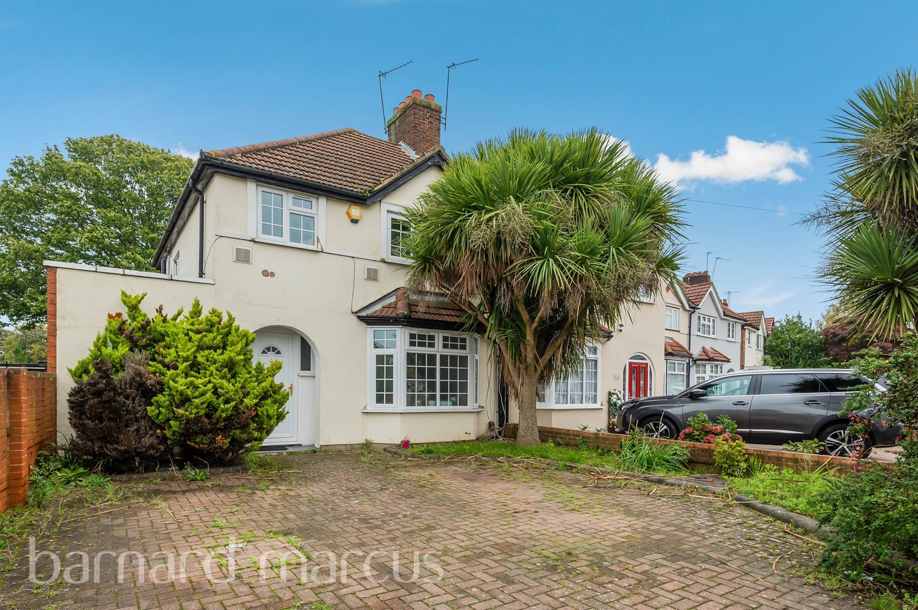 Property at Sutton Way, Heston