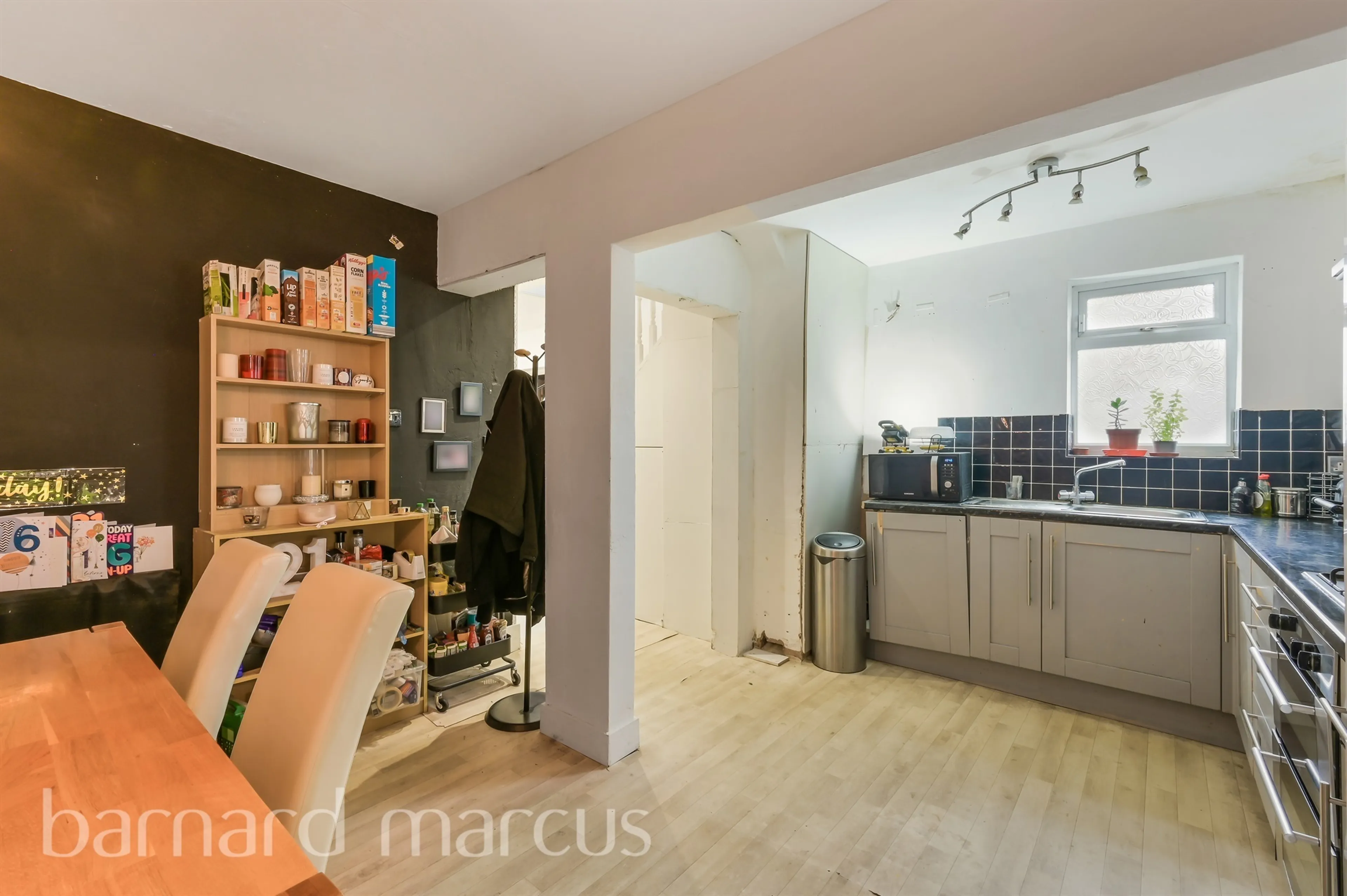 Property at Sutton Way, Heston