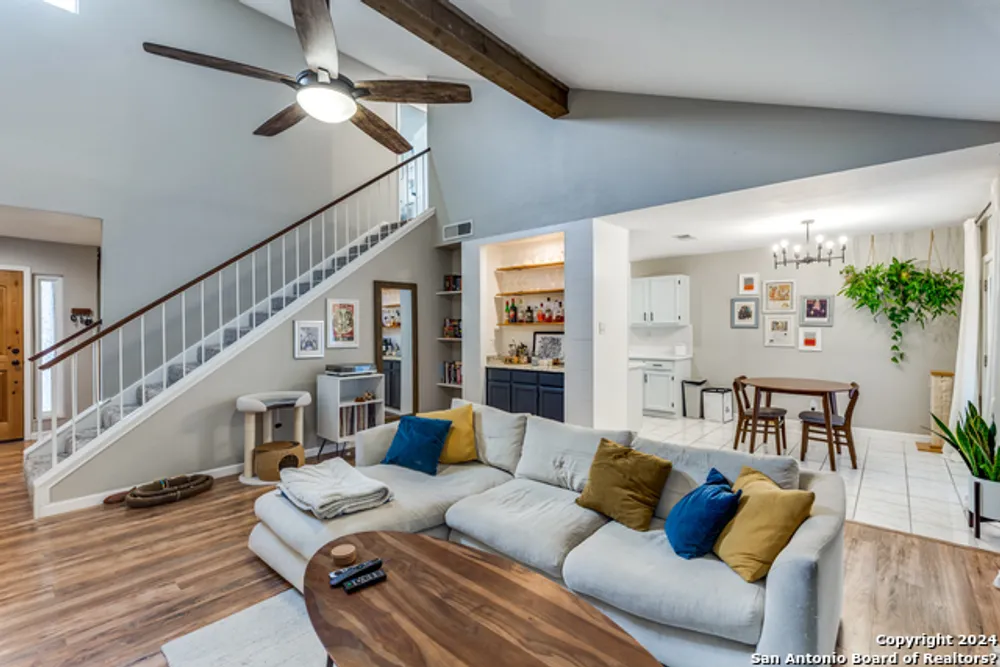 7122 Mountain Grove, San Antonio, TX 78250