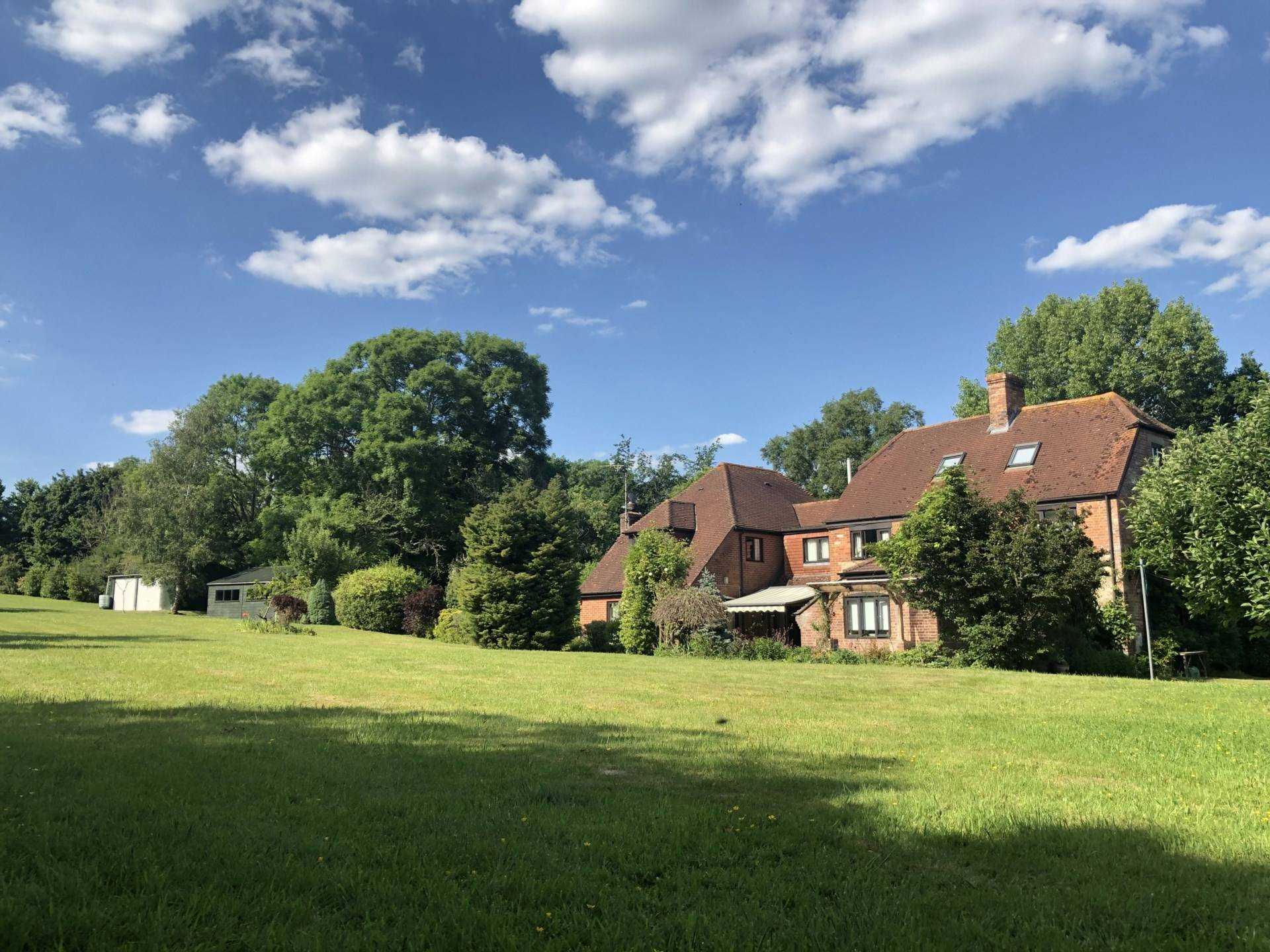 Shillingstone, Dorset Image 2