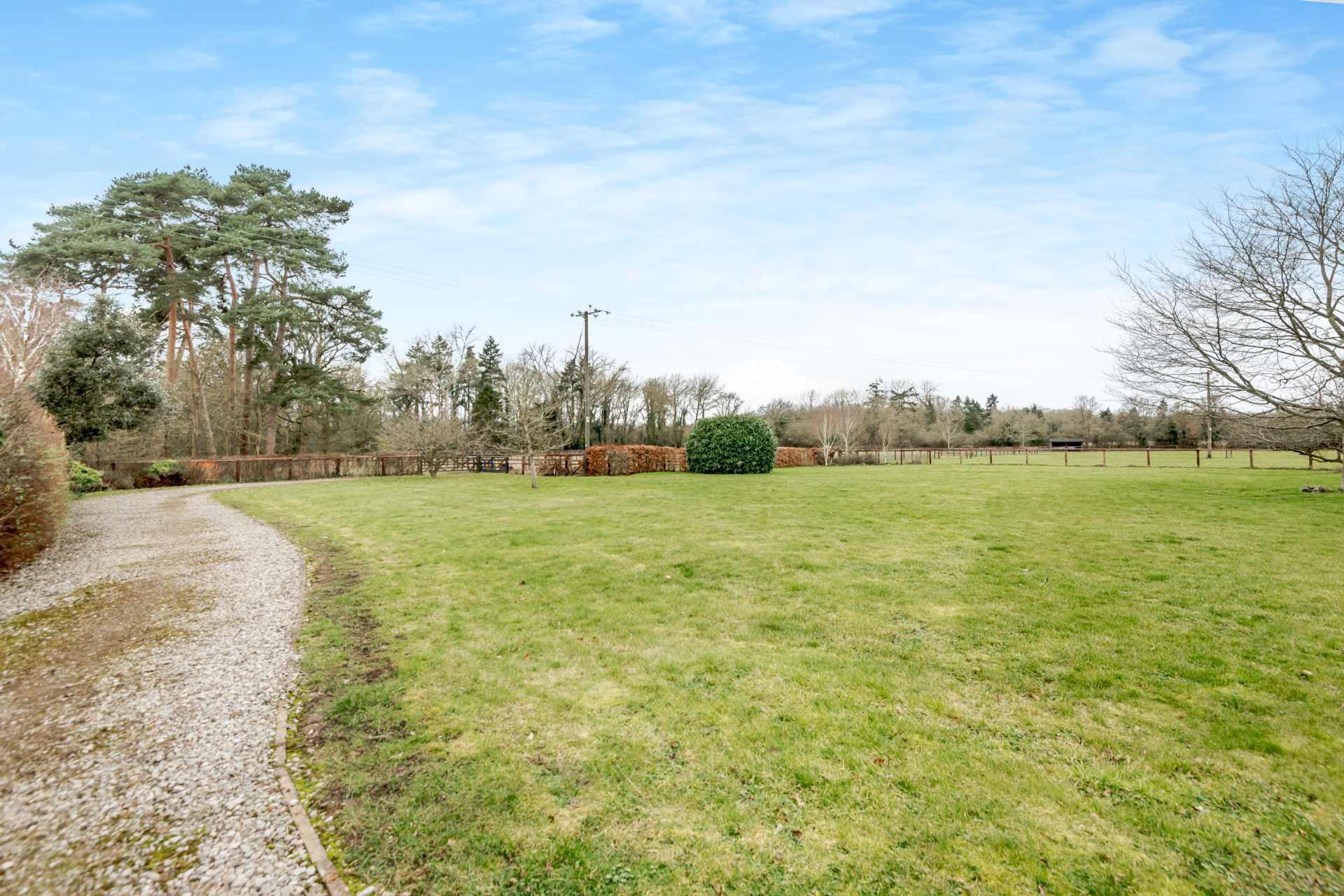 Finchampstead, Berkshire Image 21