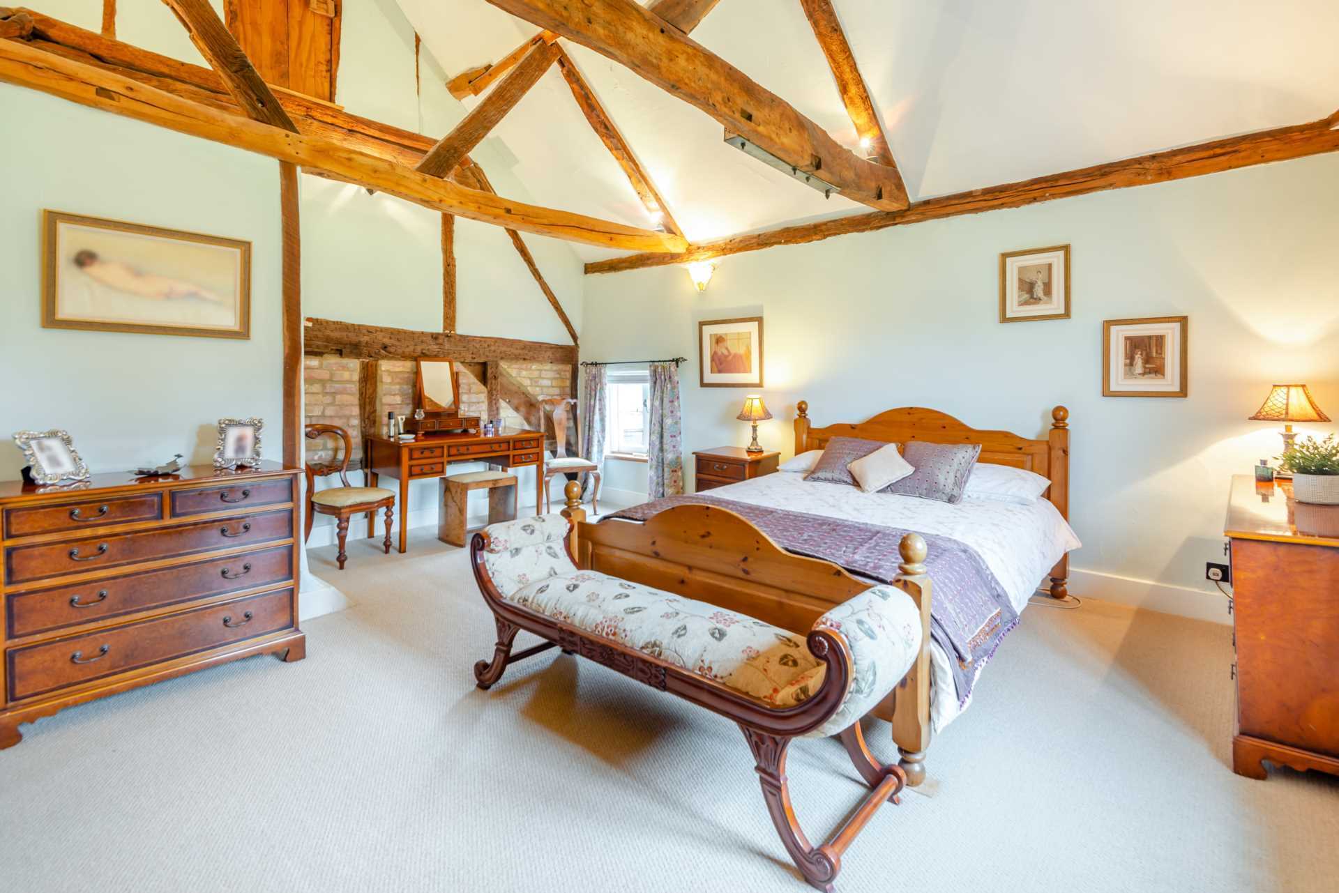 Finchampstead, Berkshire Image 33