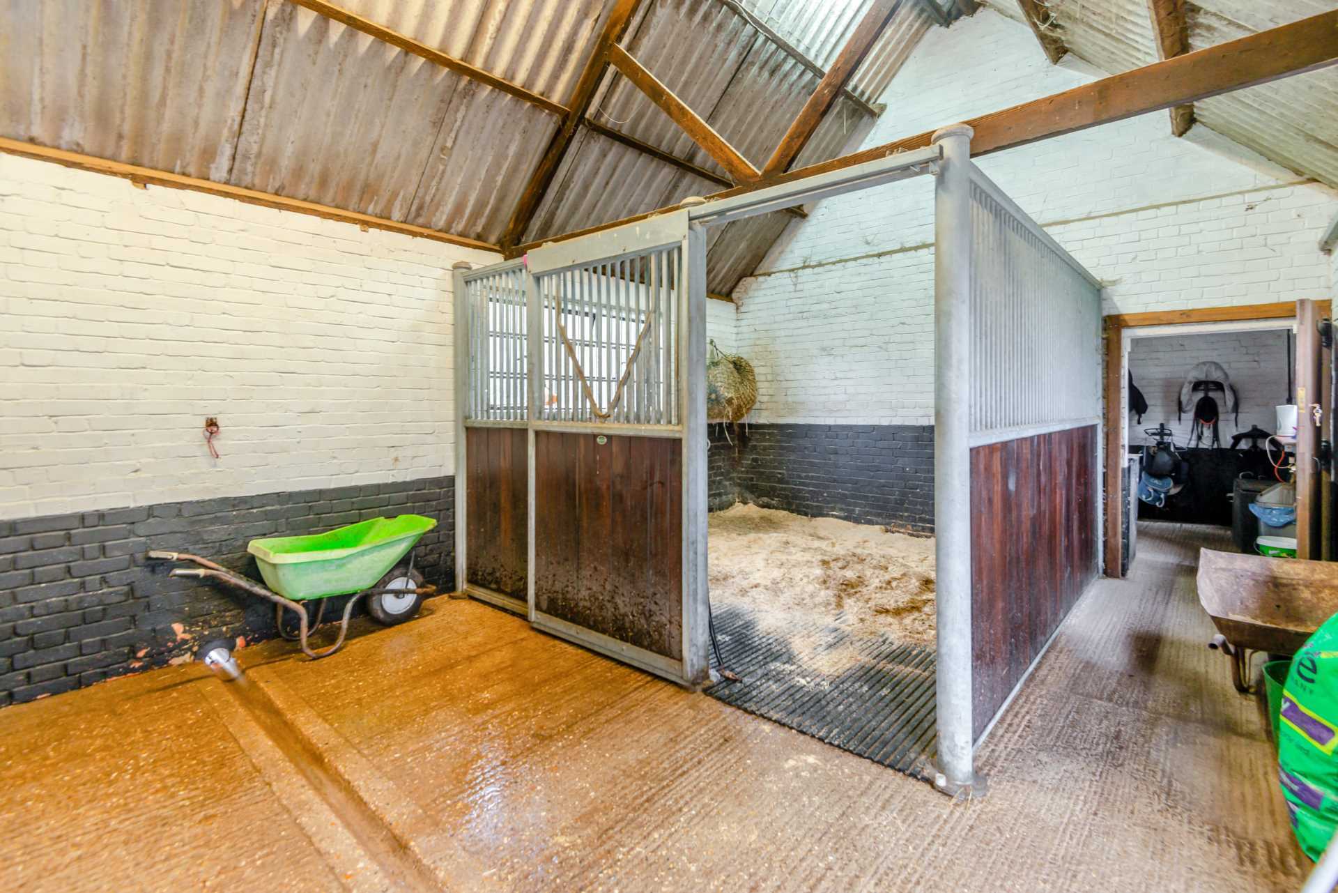 Finchampstead, Berkshire Image 46