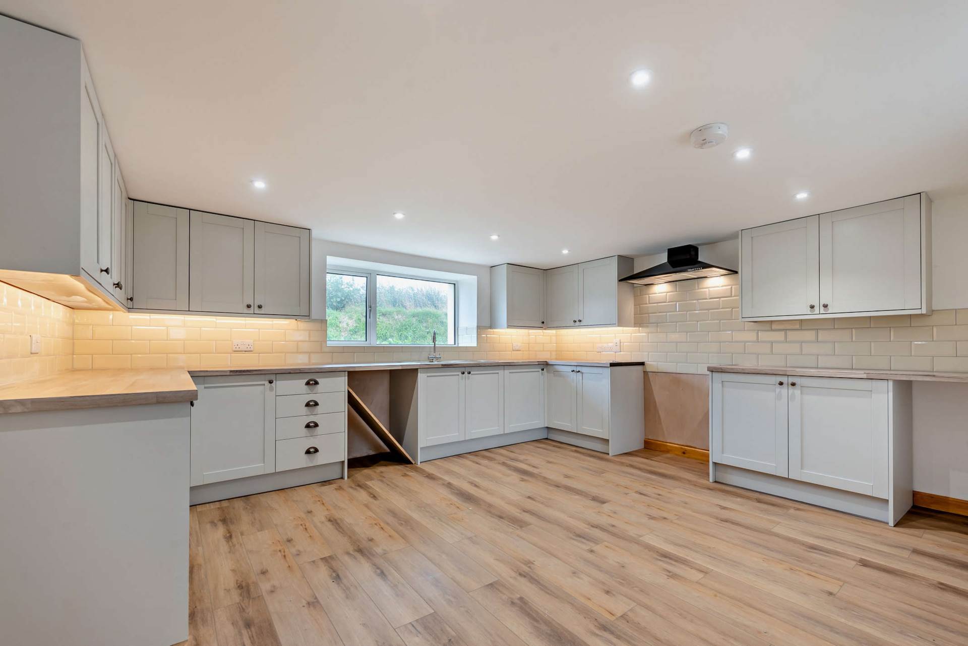 Synod Inn, Llandysul, Ceredigion Image 15