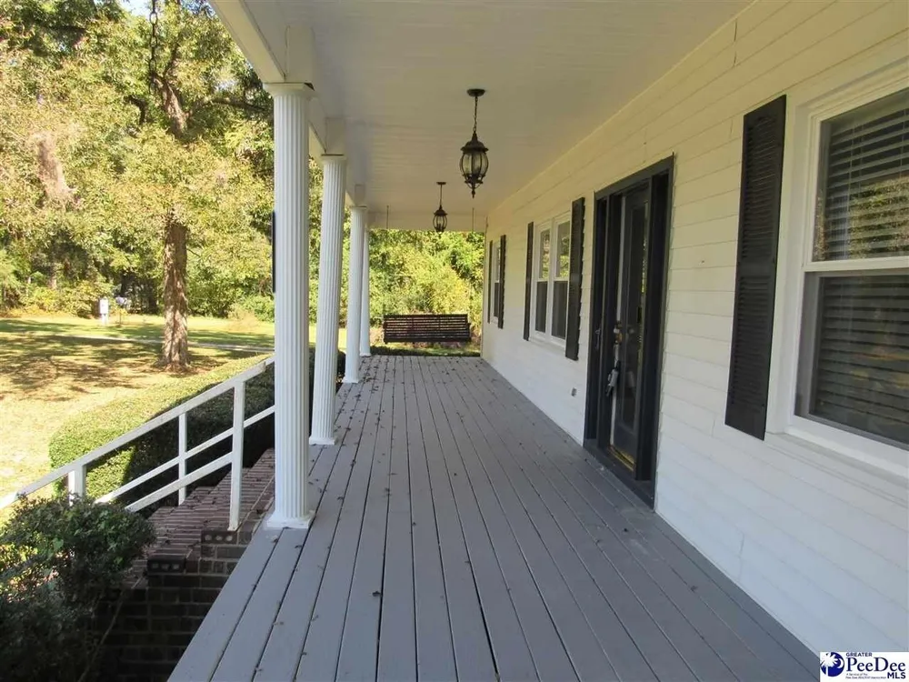 1122 Olanta Hwy, Effingham, SC 29541