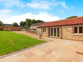 Hall Lane, Grantham photo