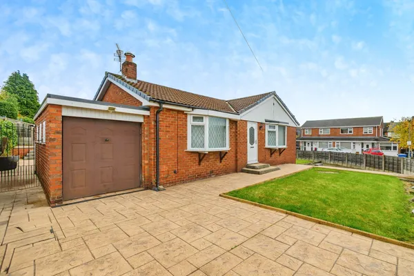 Throstle Grove, Brandlesholme, Bury, ...