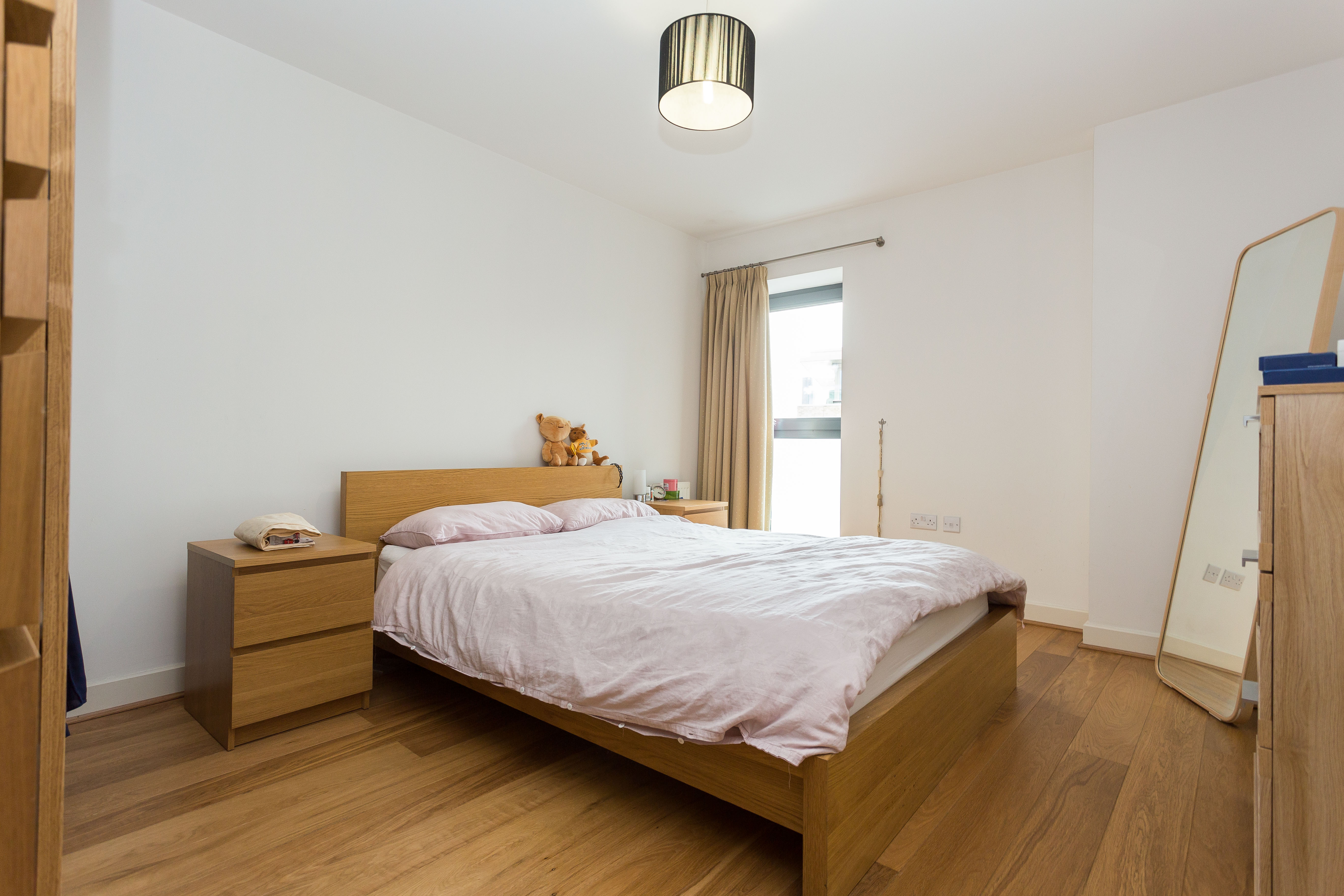 Surrey Quays Road, London, Greater London, SE16 Image 3