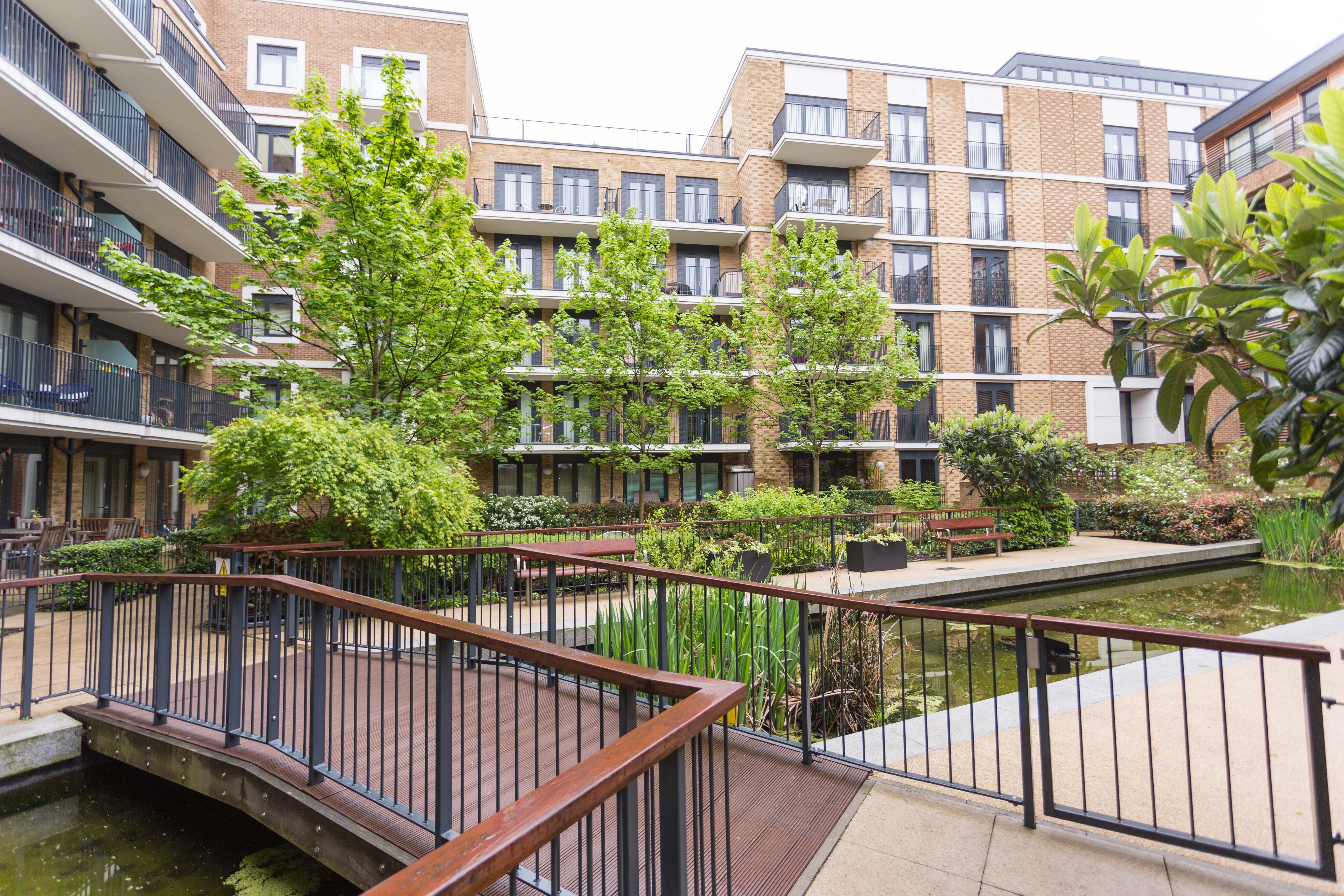 Fairmont House, London, Greater London, SE16 Image 9