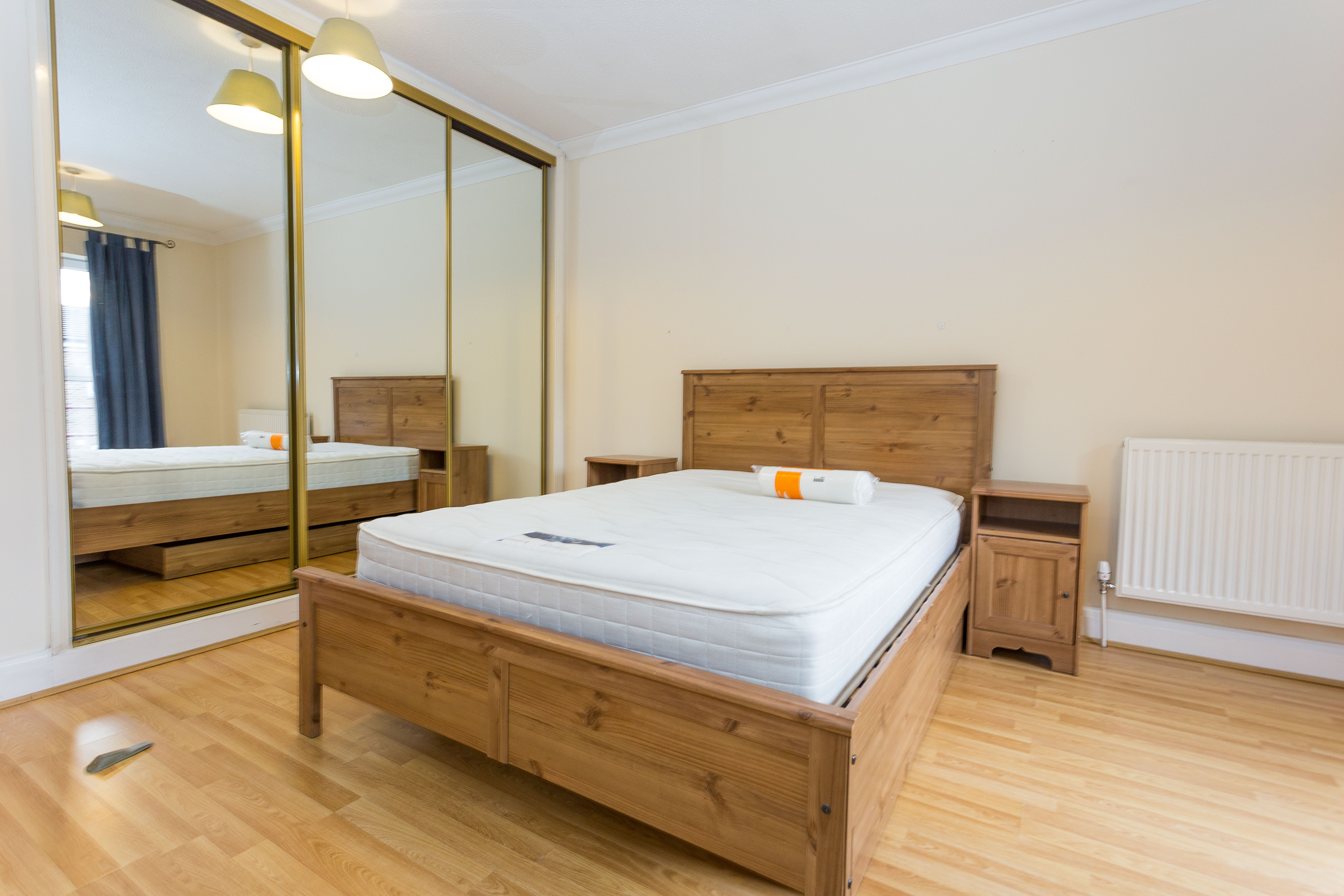 Surrey Quays, London, Greater London, SE16 Image 8