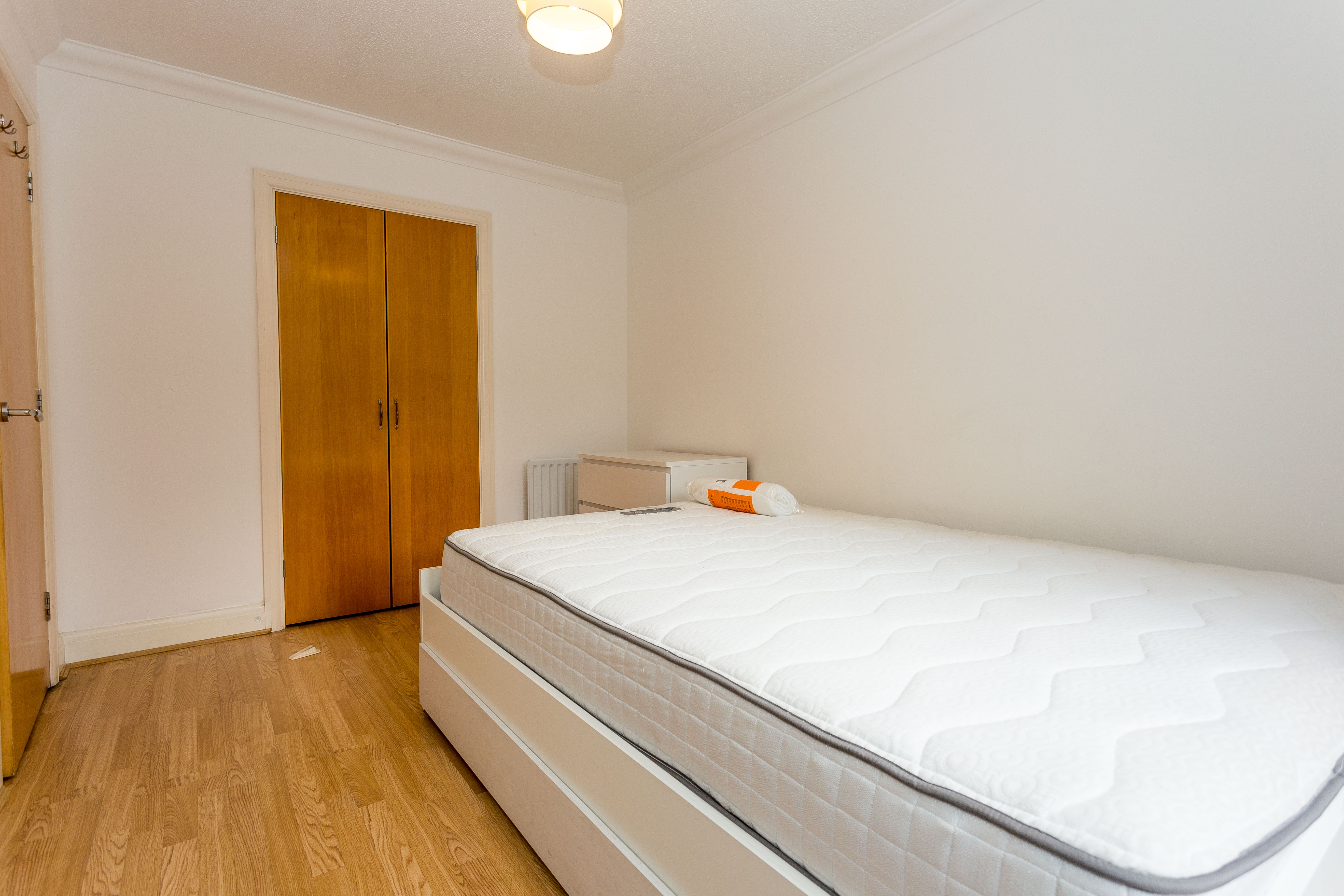 Surrey Quays, London, Greater London, SE16 Image 13