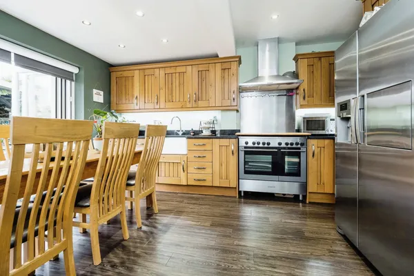 Gravel Lane, Chigwell, Essex, IG7