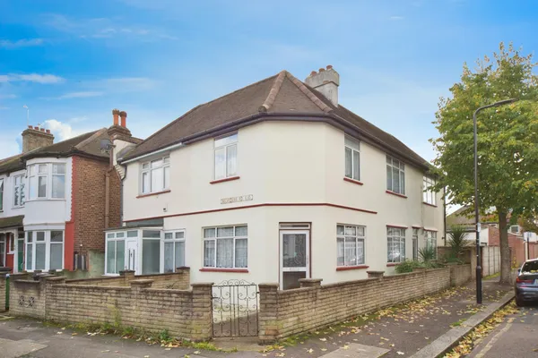 Belvedere Road, London, E10