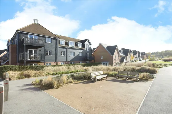 Illett Way, Faygate, Horsham, West Su...