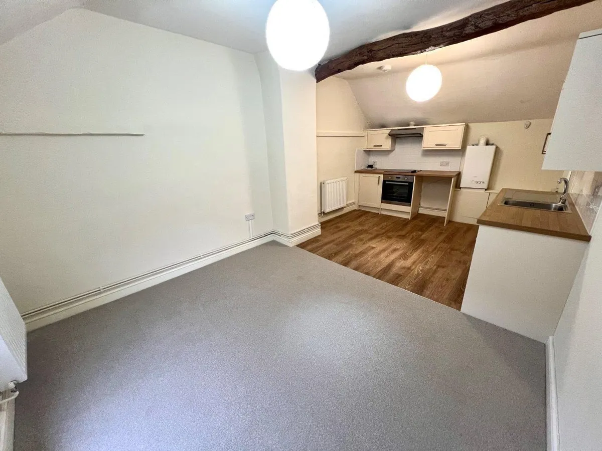 FOX YARD, LEICESTER STREET, MELTON MOWBRAY