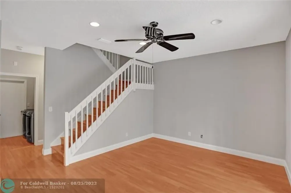 5501 NW 54th Ln, Coconut Creek, FL 33073