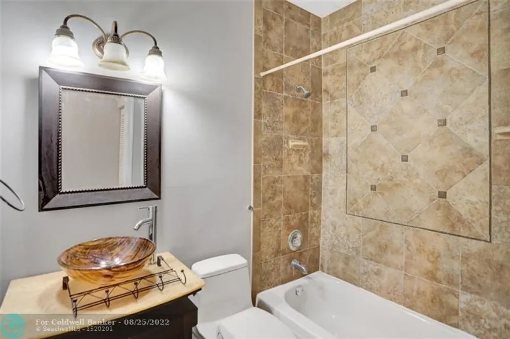 5501 NW 54th Ln, Coconut Creek, FL 33073