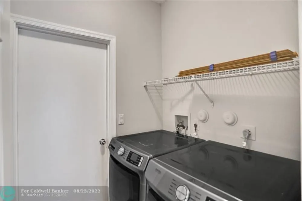 5501 NW 54th Ln, Coconut Creek, FL 33073