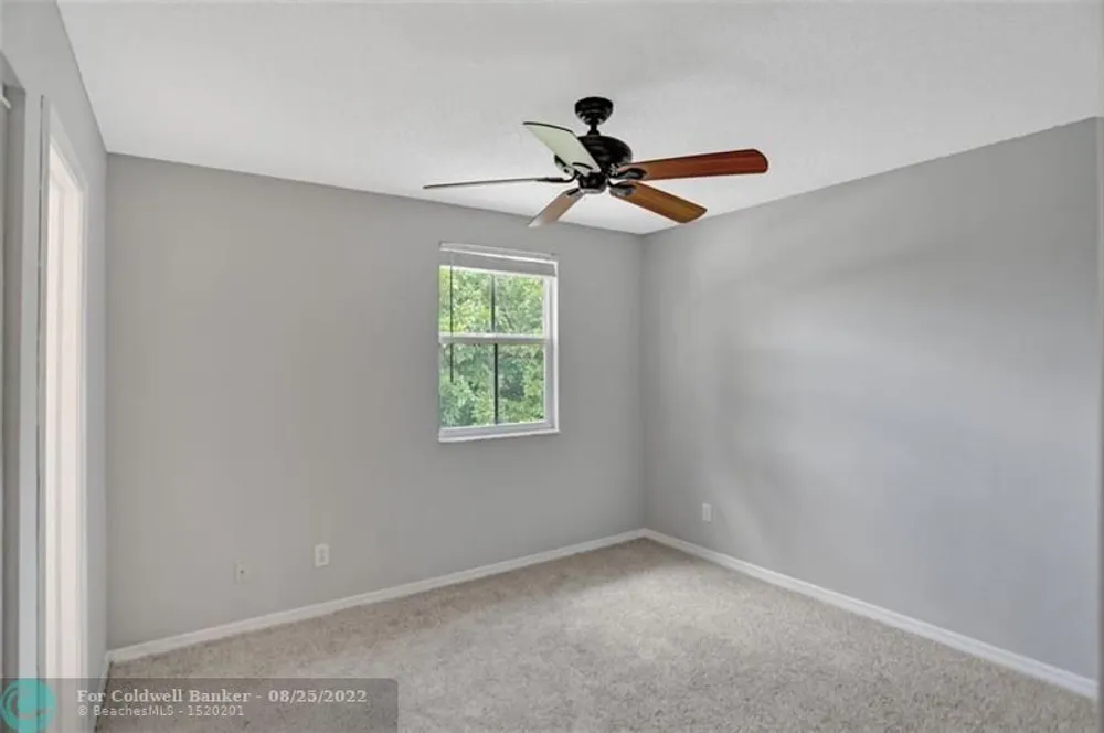 5501 NW 54th Ln, Coconut Creek, FL 33073