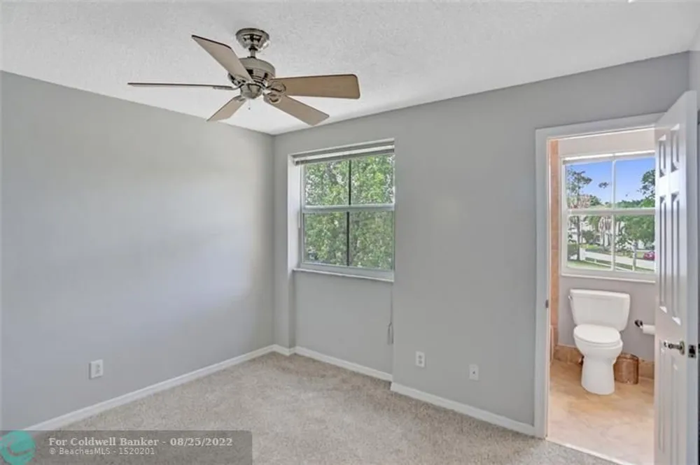 5501 NW 54th Ln, Coconut Creek, FL 33073