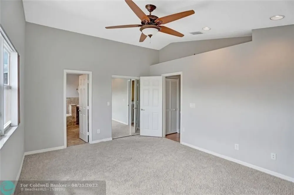 5501 NW 54th Ln, Coconut Creek, FL 33073