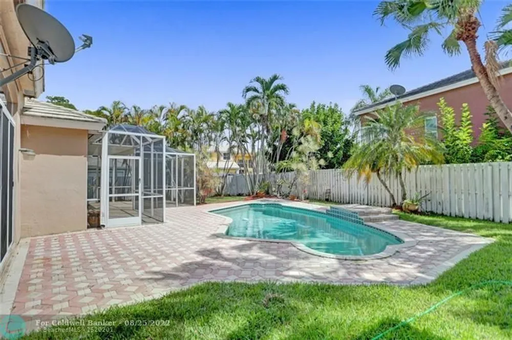 5501 NW 54th Ln, Coconut Creek, FL 33073