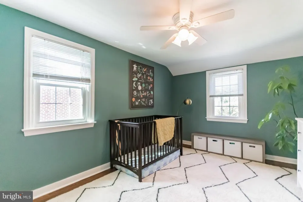 402 W Garden Rd, Oreland, PA 19075