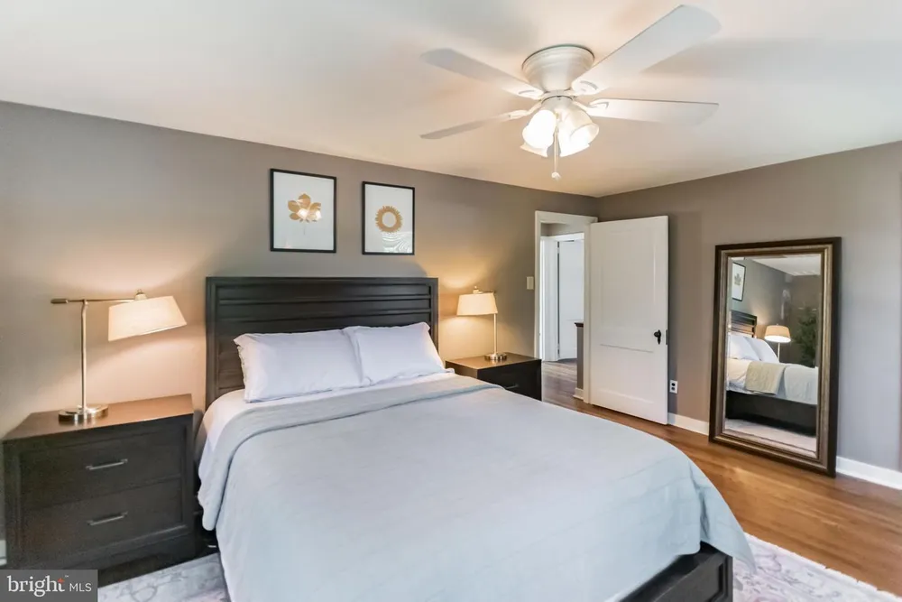 402 W Garden Rd, Oreland, PA 19075