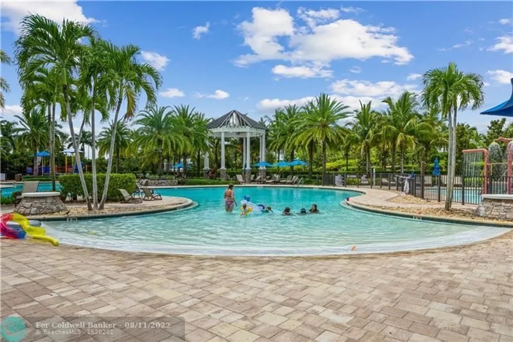8452 Lake Majesty Ln, Parkland, FL 33076