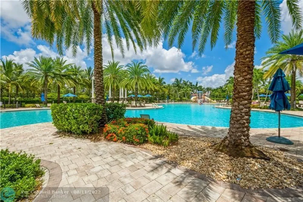 8452 Lake Majesty Ln, Parkland, FL 33076