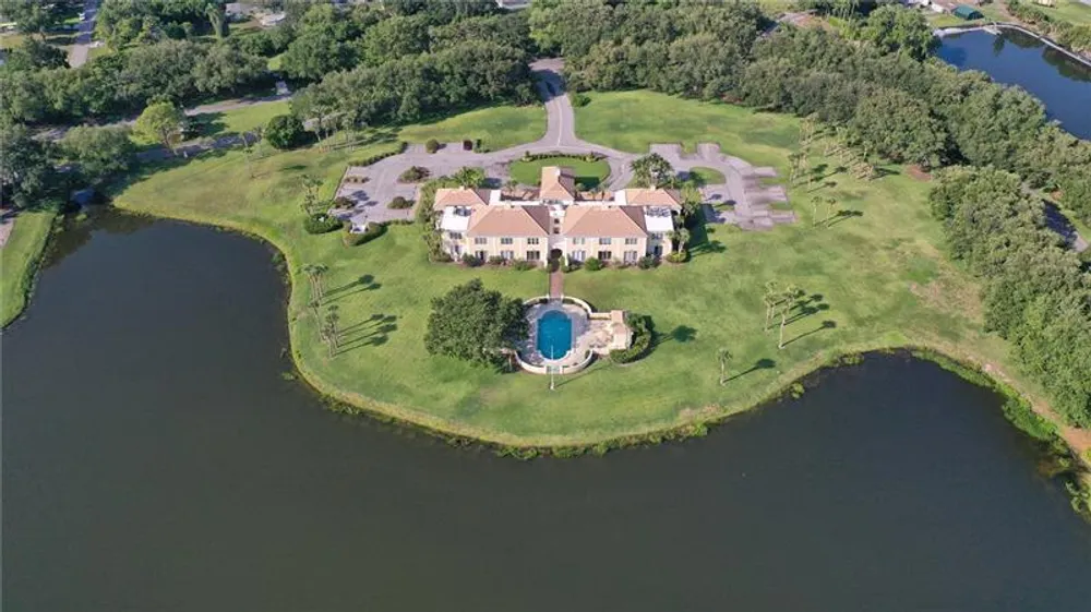 97 Sugar Mill Dr, Osprey, FL 34229