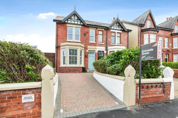 Lightburne Avenue, Lytham St. Annes, ...